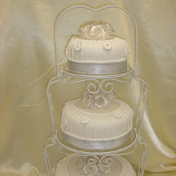 Graceful Wedding Cake